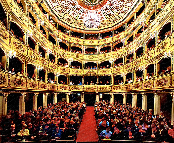 Manoel Theatre Valeta Malta Audience